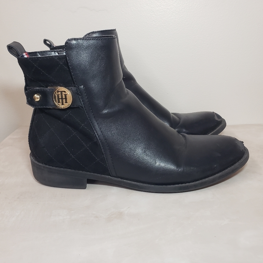 Tommy Hilfiger Isleen Chelsea Ankle Boots Size 8.5